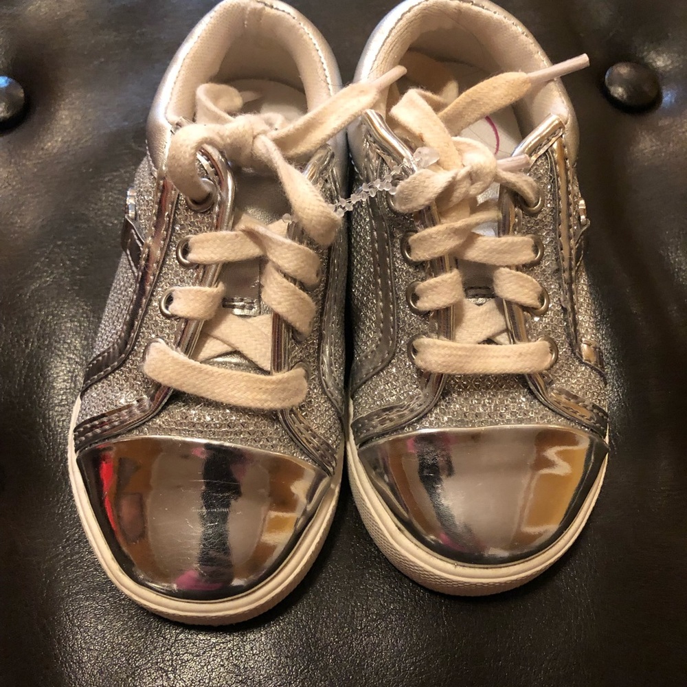 Jessica Simpson Aurora Sneaker (Little Kid/Big Kid